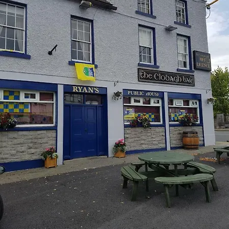 Locanda Clodagh Bar Main Street